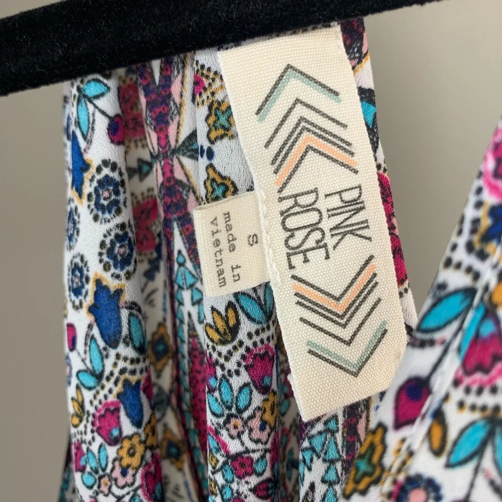 Pink Rose Multicolor Geometric Top - Picture 4 of 6